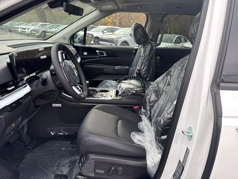 New 2026 Kia Carnival SX Prestige image 9
