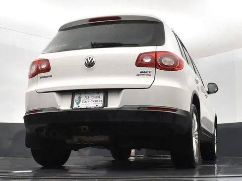 Used 2009 Volkswagen Tiguan SEL image 13