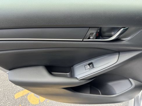 Used 2021 Honda Accord Sport image 35