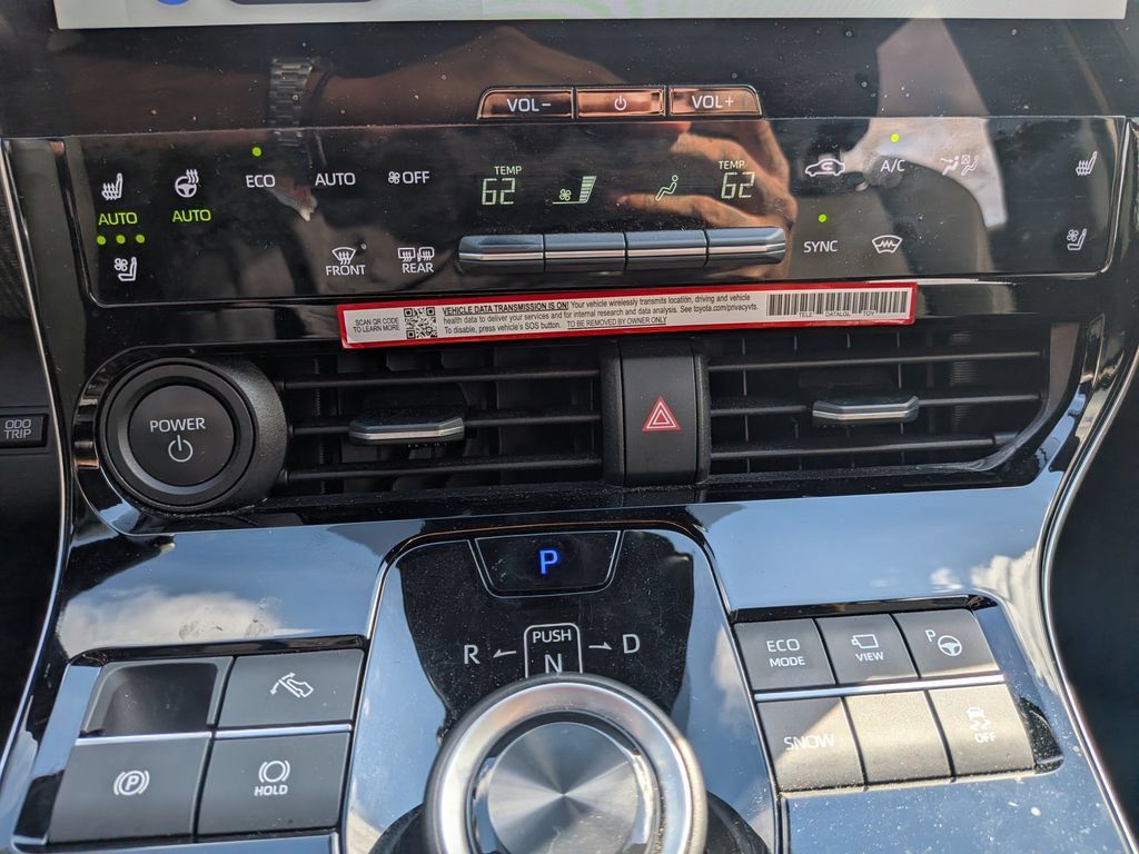 Used 2024 Toyota bZ4X FWD image 22