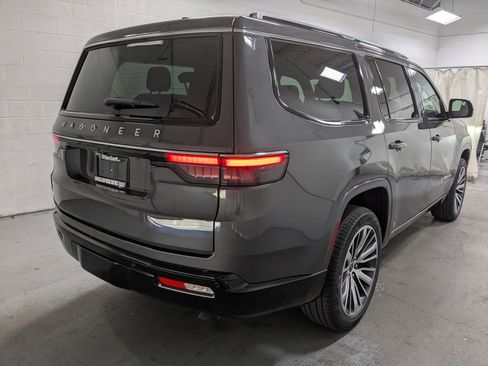 New 2025 Jeep Wagoneer Series II image 3