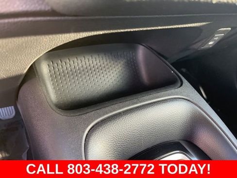 Used 2025 Toyota Corolla LE FWD image 23