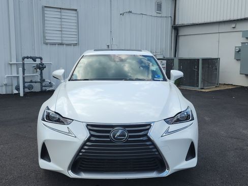 Used 2020 Lexus IS 300 w/ Accessory Package RWD image 8
