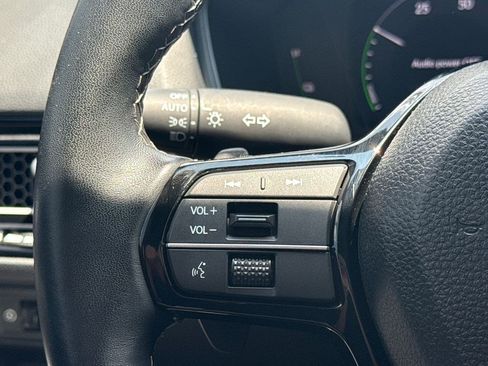Certified 2025 Honda Civic Sport Touring image 23