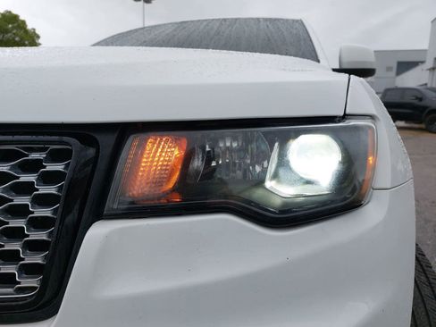 Used 2019 Jeep Grand Cherokee Altitude RWD image 33
