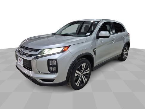Used 2025 Mitsubishi Outlander Sport AWD image 5