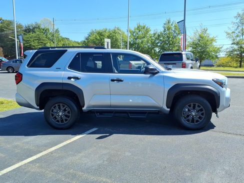 Certified 2026 Toyota 4Runner SR5 RWD image 26
