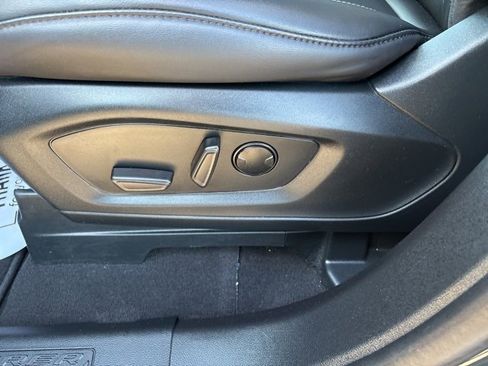 Used 2024 Ford Explorer XLT w/ Equipment Group 202A image 15