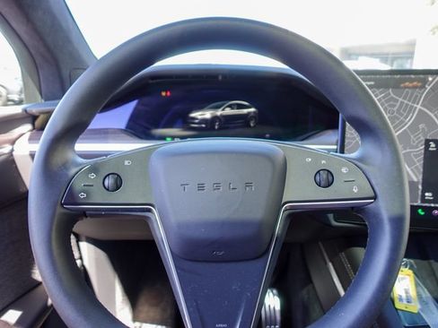Used 2024 Tesla Model X AWD/4WD image 11