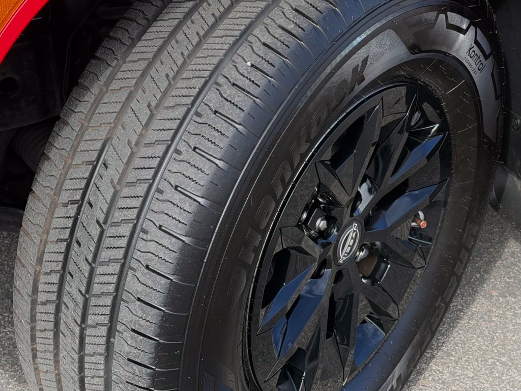 Certified 2024 Nissan Frontier SV RWD image 10