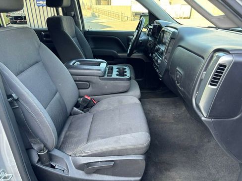 Used 2018 Chevrolet Silverado 1500 LT w/ LT Eassist Package RWD image 14