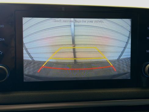 Used 2021 Hyundai Sonata SE image 16