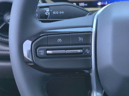 New 2026 Chevrolet Colorado LT RWD image 15