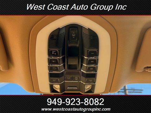 Used 2016 Porsche Macan S image 18