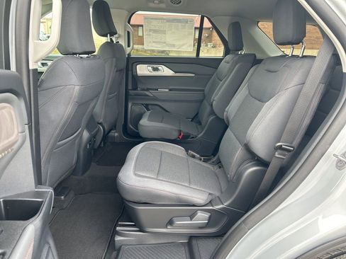 New 2026 Ford Explorer Active image 22