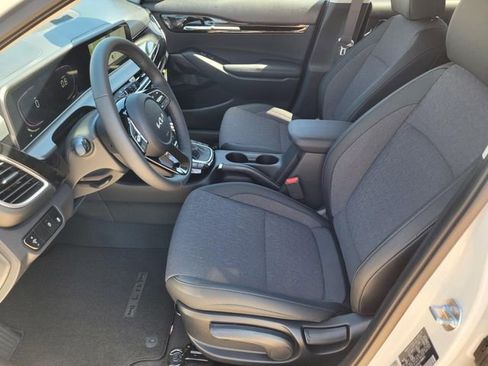 New 2026 Kia Seltos S AWD/4WD image 8