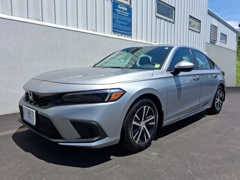 Used 2023 Honda Civic LX image 1