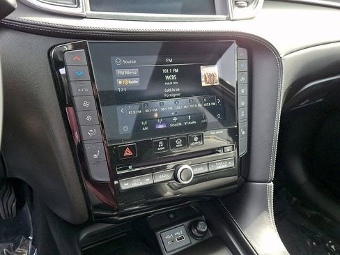 Used 2023 INFINITI QX50 Luxe AWD/4WD image 17