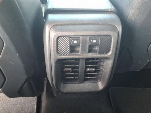 Certified 2025 Ford Bronco Badlands image 18