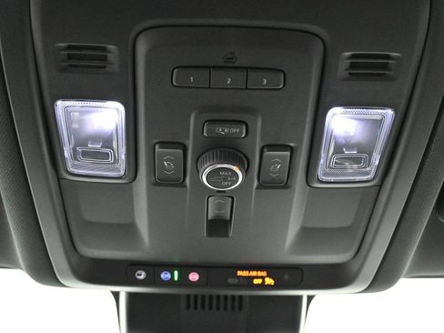 Used 2024 Chevrolet Tahoe High Country w/ Advanced Technology Package image 31