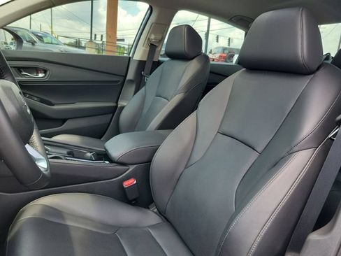 Certified 2025 Honda Accord Touring image 11