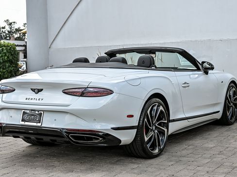 New 2026 Bentley Continental GT S AWD/4WD image 13