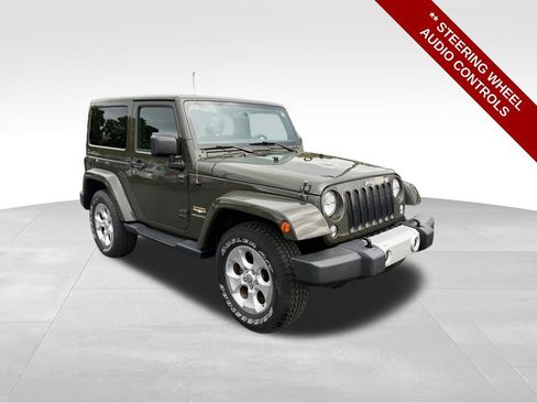 Used 2015 Jeep Wrangler Sahara w/ Dual Top Group AWD/4WD image 9