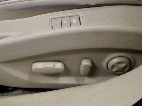 Used 2012 Buick LaCrosse Premium FWD image 25