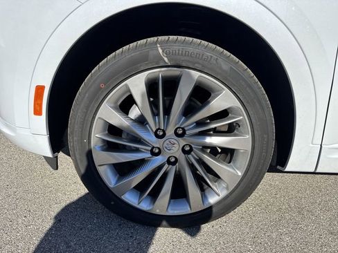 New 2026 Buick Envision Avenir image 10