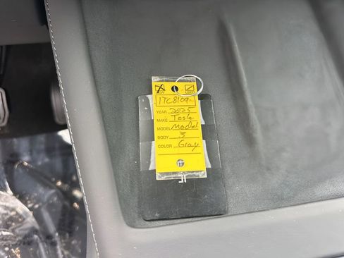 Used 2025 Tesla Model 3 Long Range image 38