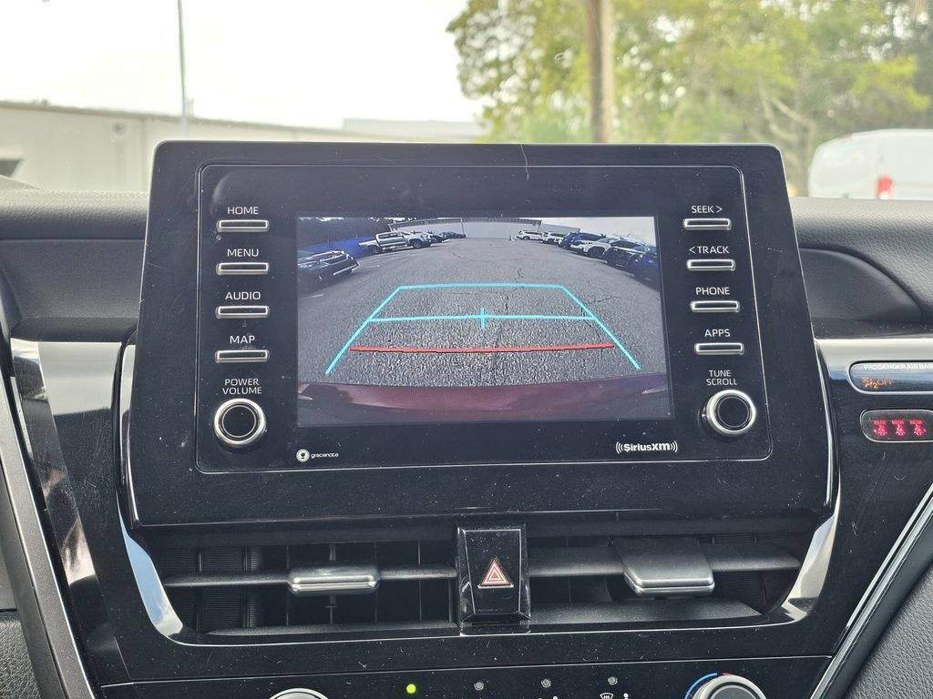 Used 2021 Toyota Camry LE FWD image 19