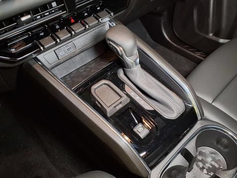 New 2026 GMC Canyon Elevation w/ Convenience Package RWD image 19