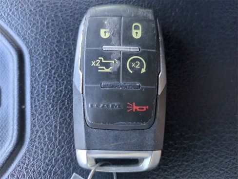 Used 2019 RAM 2500 Laramie image 35