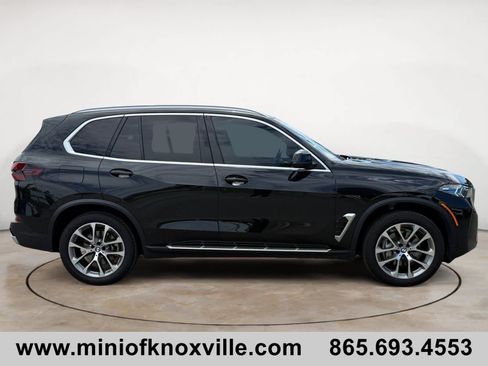 Used 2026 BMW X5 sDrive40i RWD image 2