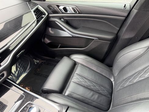 Used 2024 BMW X7 M60i w/ Executive Package AWD/4WD image 37