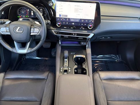 Certified 2025 Lexus RX 450h AWD w/ Convenience Package image 17