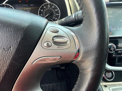 Used 2018 Nissan Murano Platinum FWD image 18