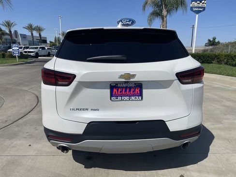 Used 2023 Chevrolet Blazer LT AWD/4WD image 7