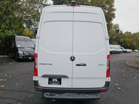 New 2025 Mercedes-Benz Sprinter 2500 image 5