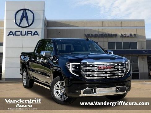 Used 2023 GMC Sierra 1500 Denali w/ Technology Package AWD/4WD image 1