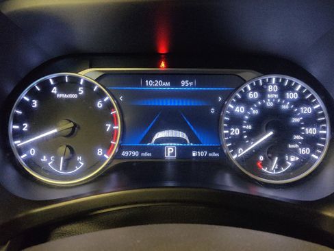 Used 2022 Nissan Sentra SR w/ Trunk Package FWD image 23