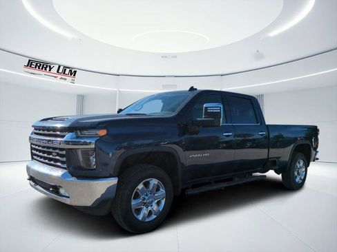 Used 2020 Chevrolet Silverado 2500 LTZ w/ LTZ Premium Package AWD/4WD image 8