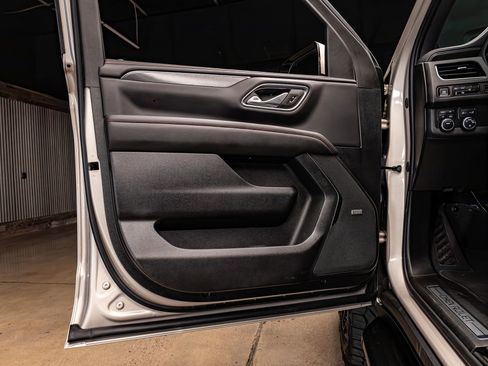 Used 2024 Chevrolet Tahoe RST w/ RST Performance Edition image 30