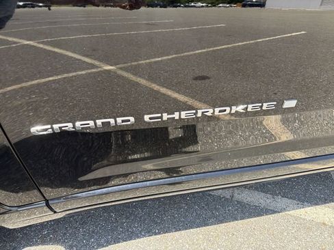 Used 2021 Jeep Grand Cherokee L Overland AWD/4WD image 32
