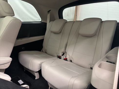 New 2026 Mercedes-Benz GLS 450 GLS 450 image 24