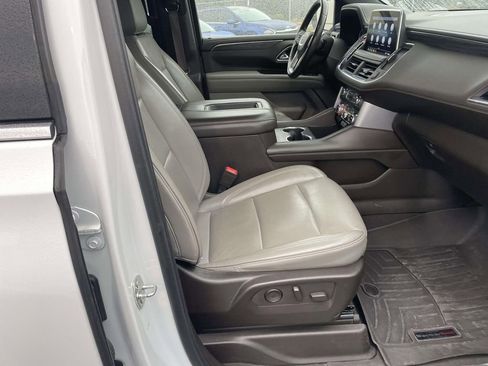 Used 2021 GMC Yukon SLT image 46