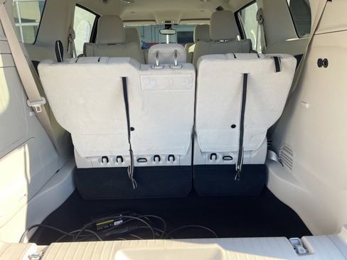 Used 2017 Chrysler Pacifica Touring Plus image 19