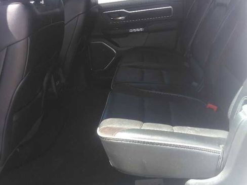 Used 2025 RAM 1500 Laramie AWD/4WD image 7