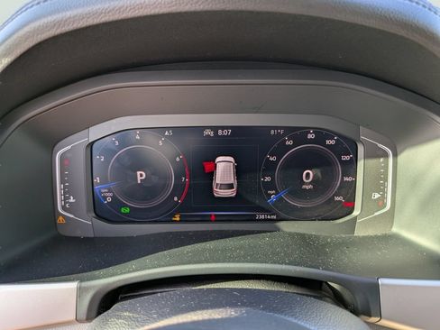 Used 2023 Volkswagen Atlas SE w/ Panoramic Sunroof Package FWD image 30