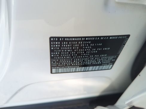 Certified 2023 Volkswagen Tiguan SE w/ Panoramic Sunroof Package image 24